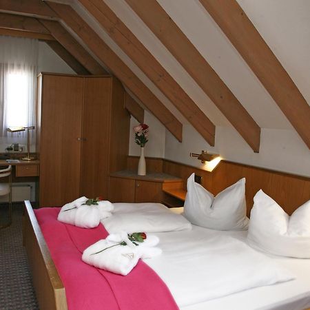 Hotel Mohren Ochsenhausen Ngoại thất bức ảnh