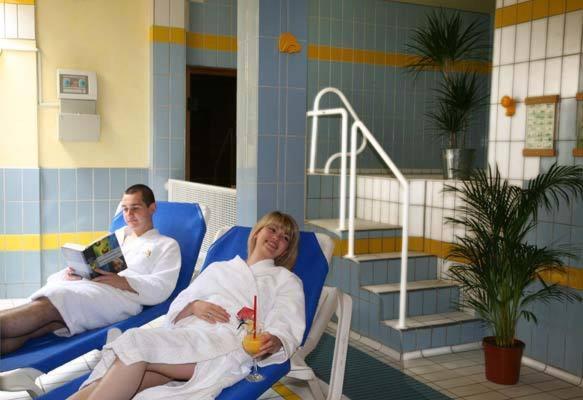Hotel Mohren Ochsenhausen Ngoại thất bức ảnh