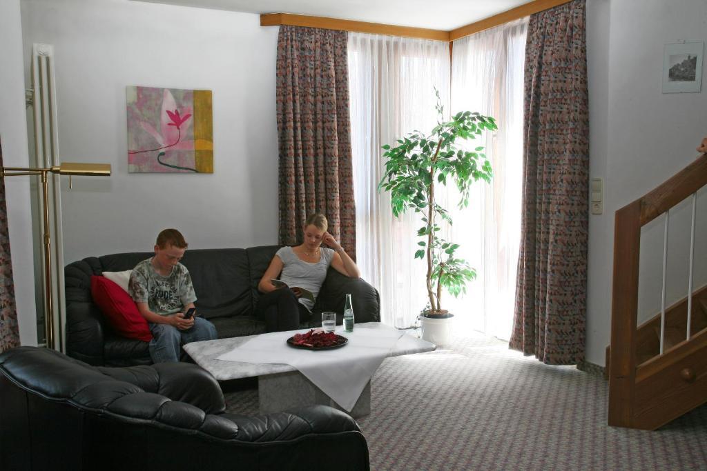 Hotel Mohren Ochsenhausen Phòng bức ảnh